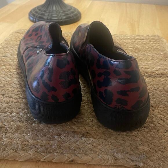 VERSACE VERSUS LEOPARD PRINT WOMEN’S LEATHER PLATFORM 6.5 (37), S100 - Picture 3 of 11